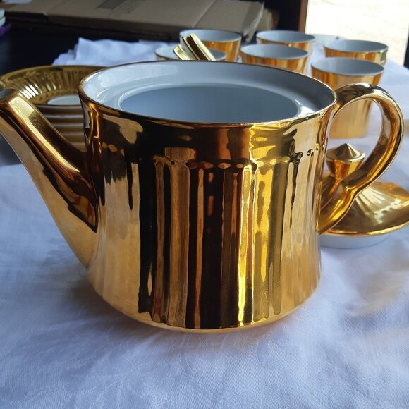 Royal Worcester 1960s Gold Tea & Coffee Pot Set w/6 teacups, English Porcelain - Picture 6 of 15